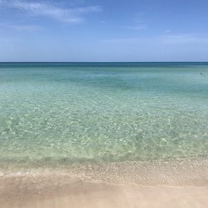 Meet your Posher, Candace